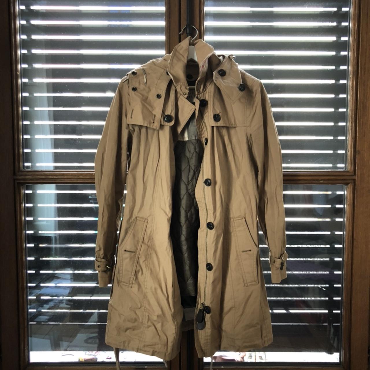 depop burberry trench