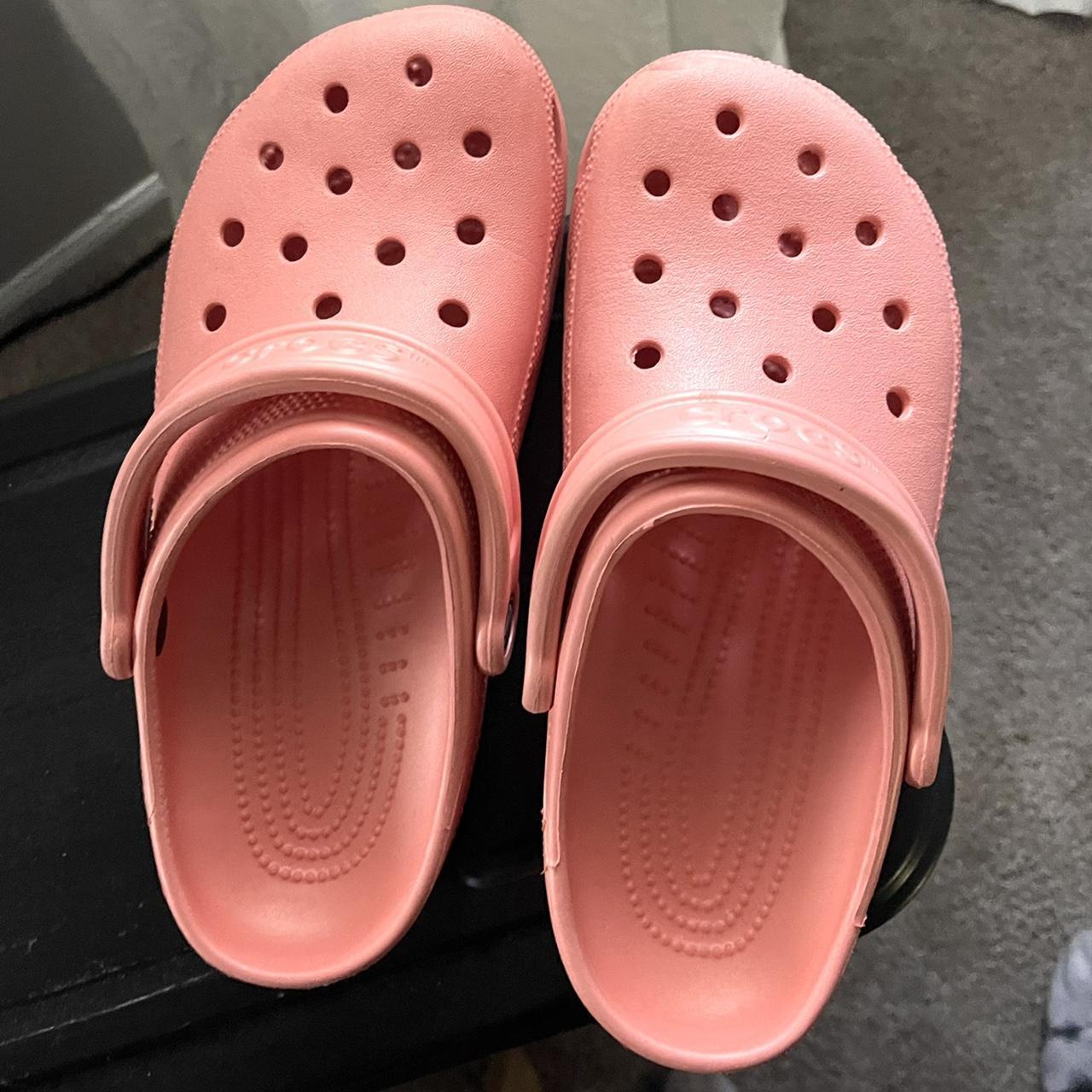 melon crocs size 8