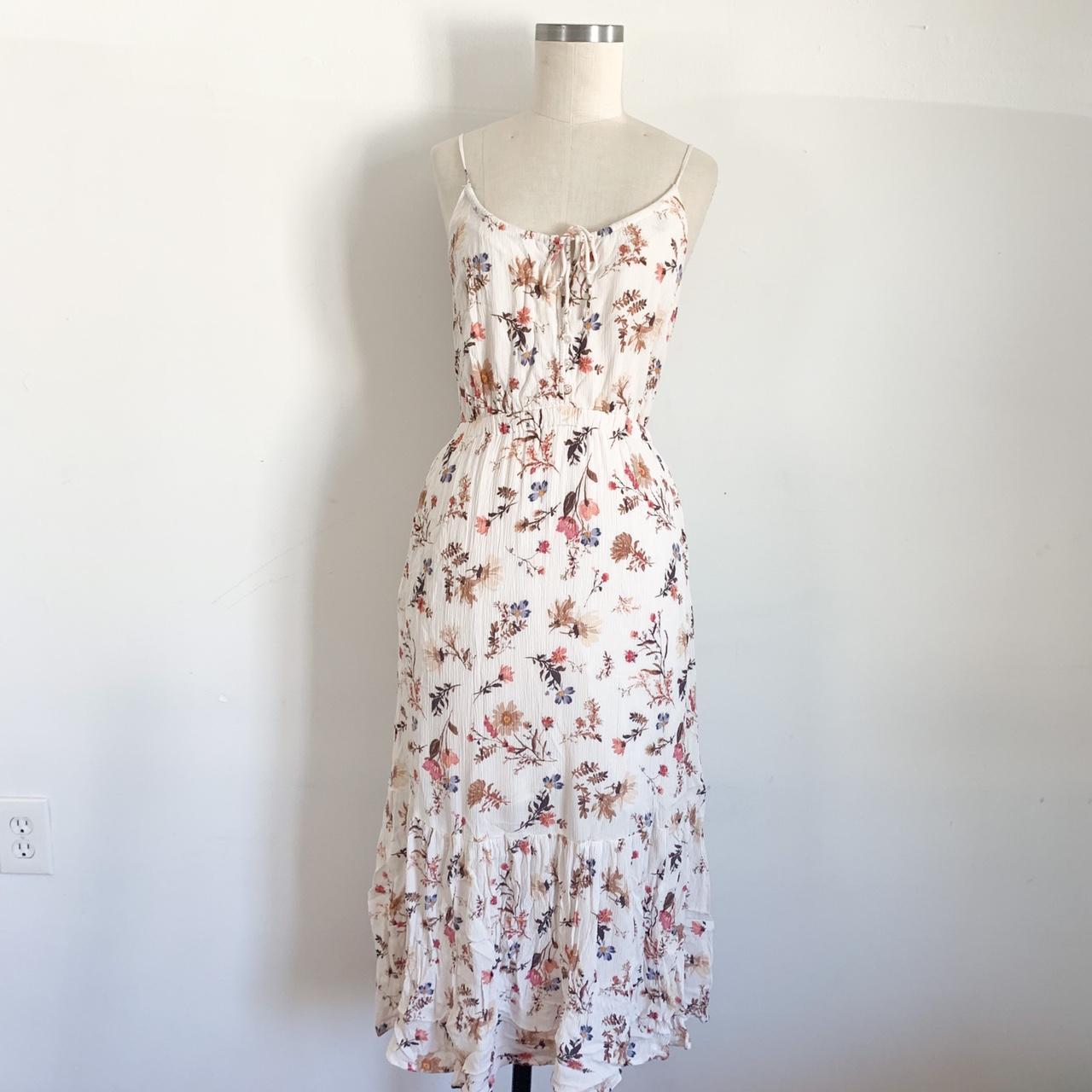 Abercrombie floral maxi dress — size M - Depop