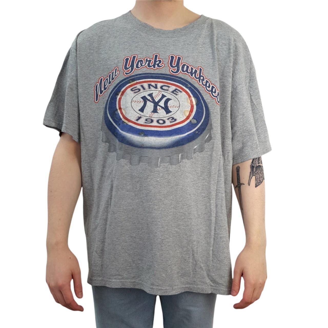 Vintage 90s New York Yankees tshirt size M. - Depop