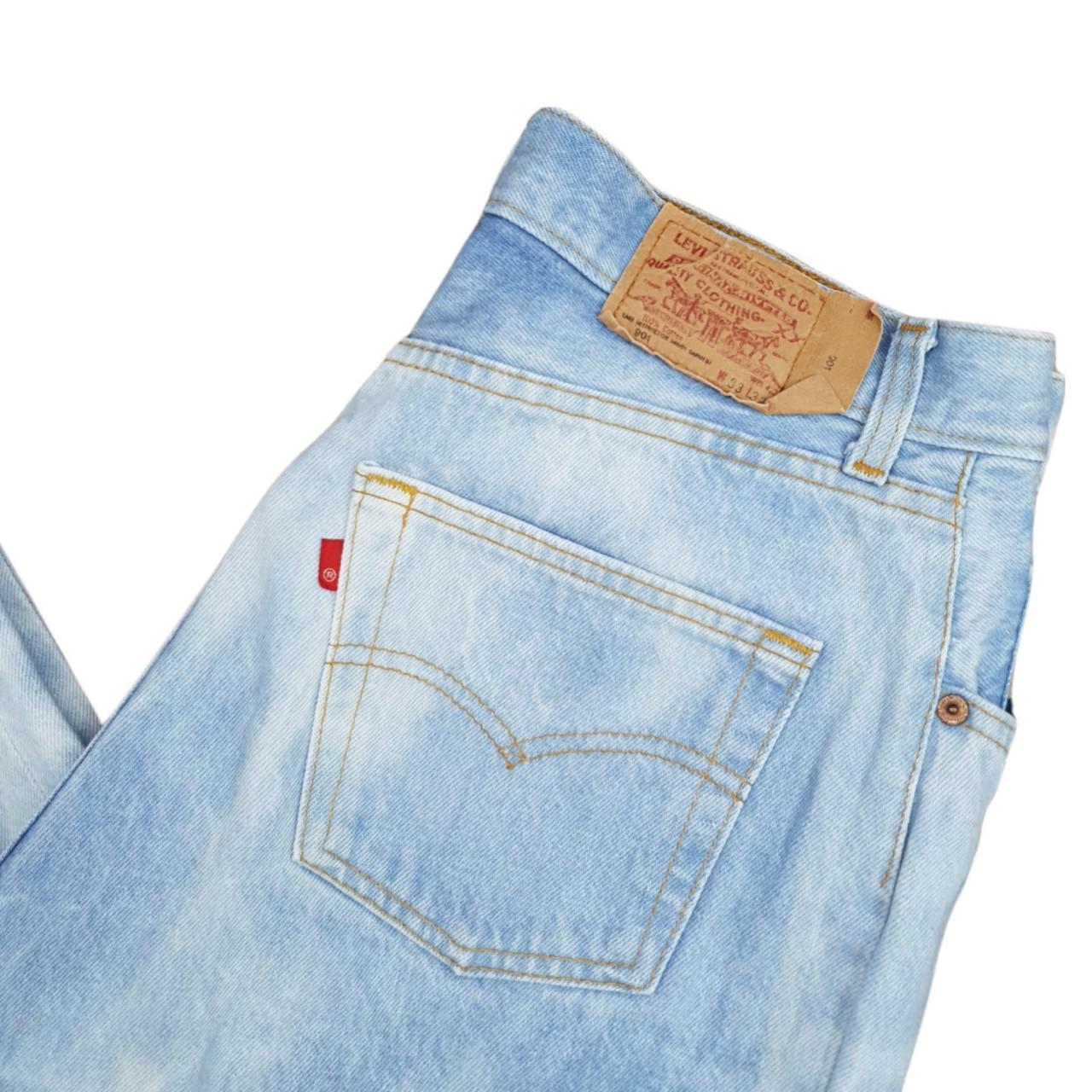 Vintage Levi's 901 Jeans fit as a W30 L32 -... - Depop