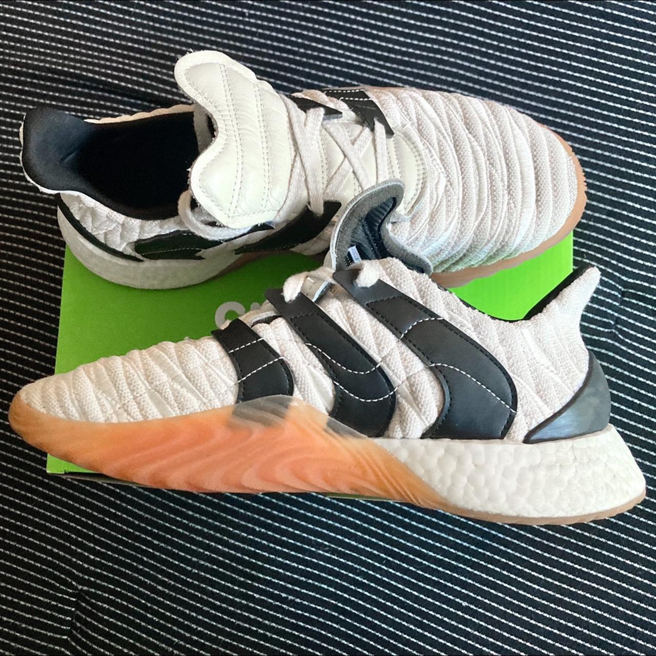 Sobakov 2025 boost white