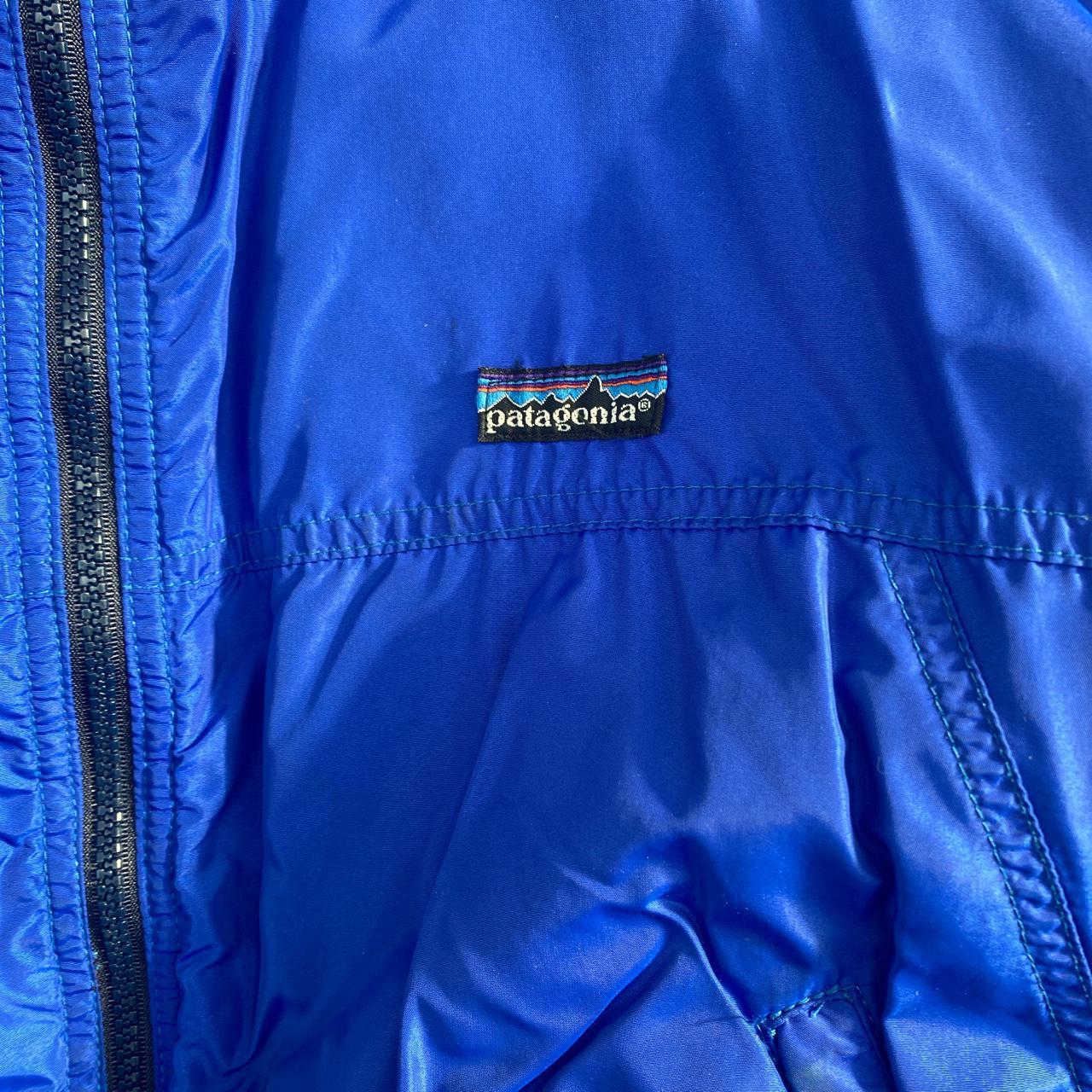 Patagonia men’s windbreaker jacket Two toned size XL... - Depop