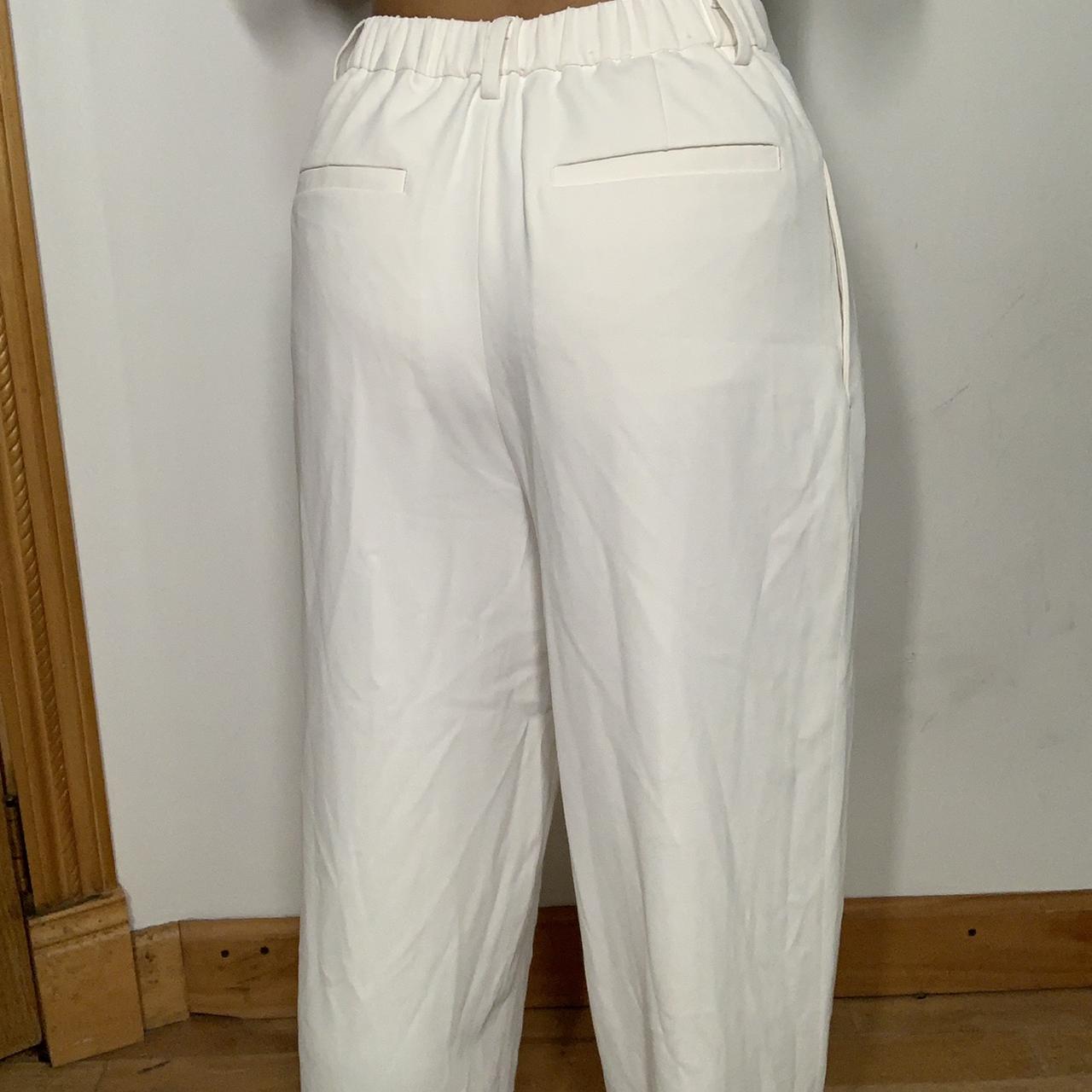 Can someone help me with sizing if I'm a male with a size 31 in pants  looking to buy the female wide leg pants regarding which size to go for ?  XL ? :