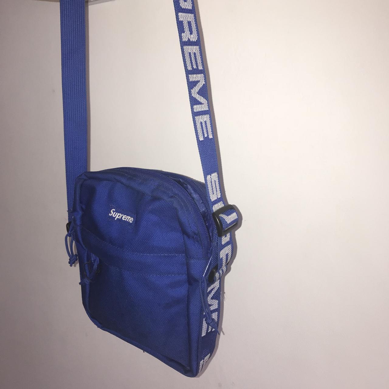 Supreme shoulder bag (SS18), slightly used, slight - Depop
