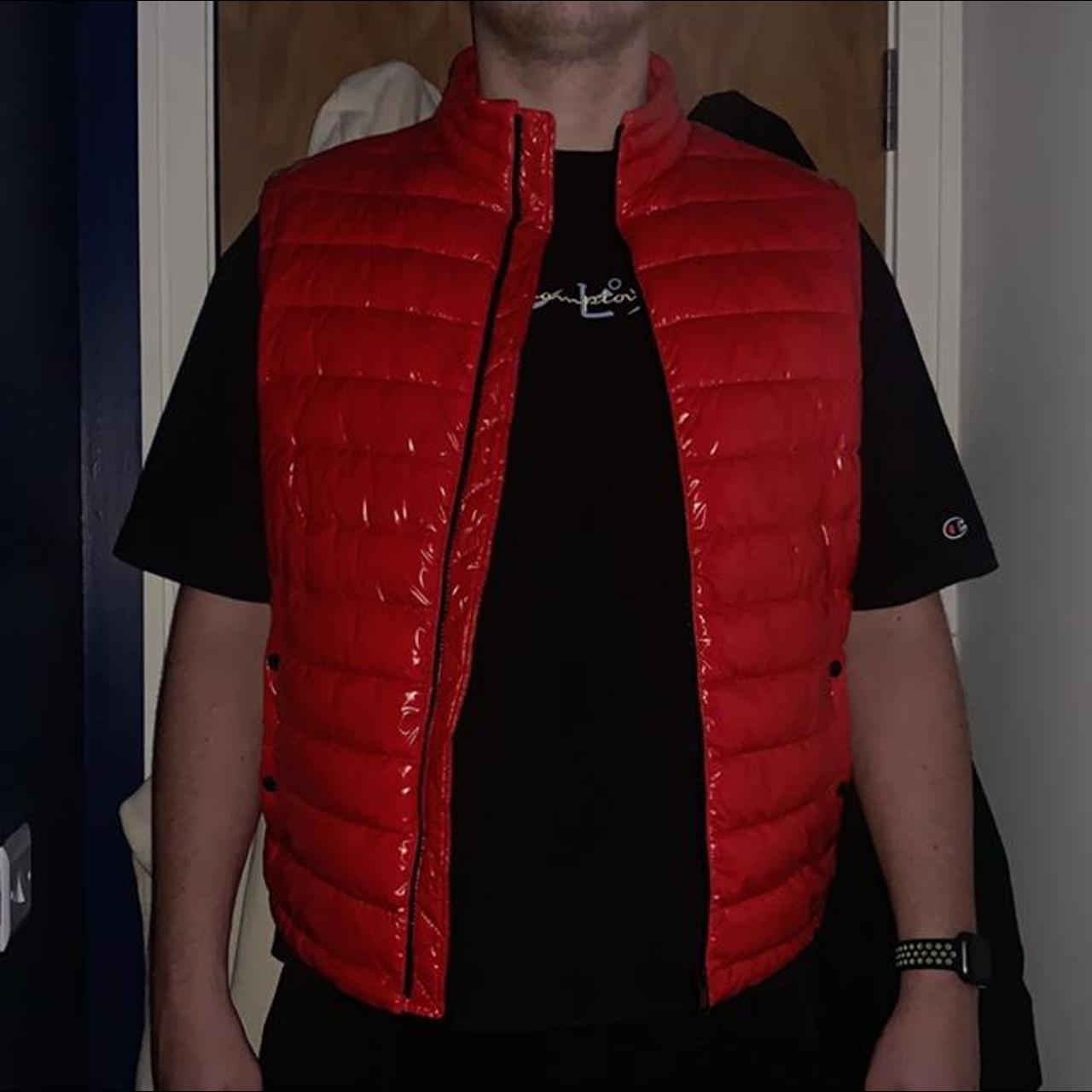 Hugo Boss water repellent padded gilet with a Depop