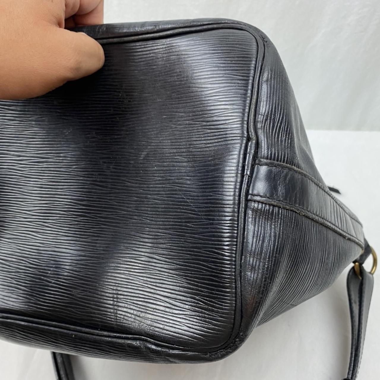 Louis Vuitton Women's Black and Gold Bag (4)