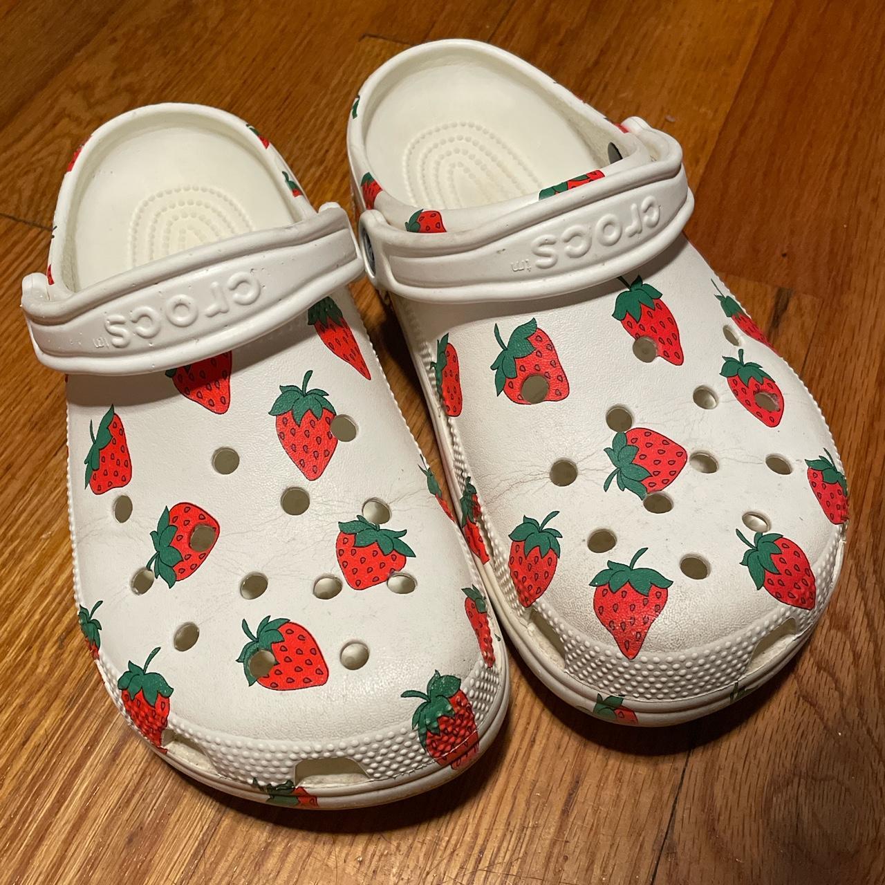 vacay vibes crocs strawberry