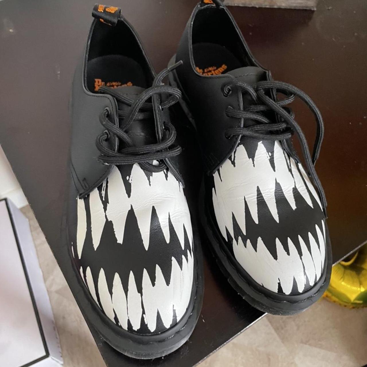 Dr martens 1461 teeth hotsell