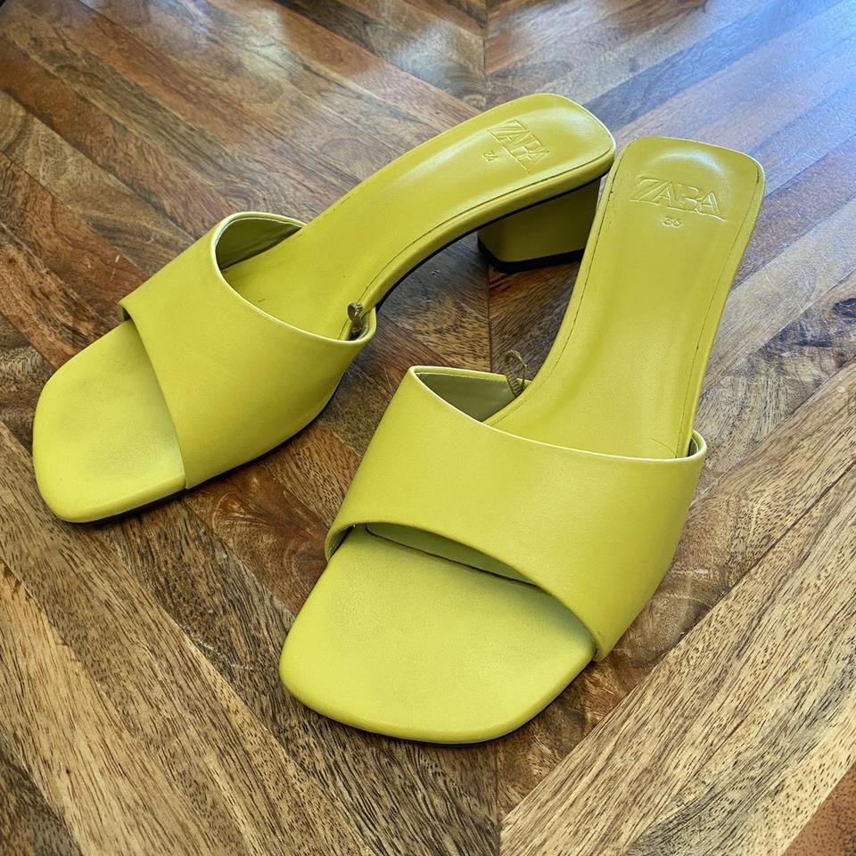 Lime green clearance sandals with heels