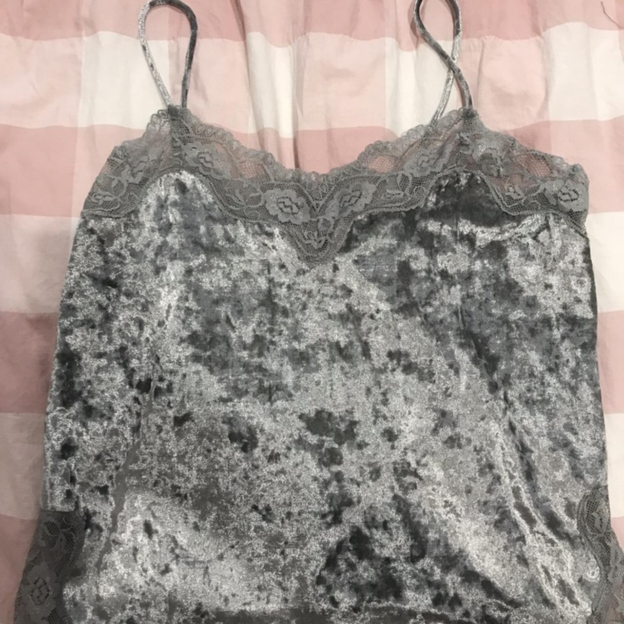 ﾟ *:･ﾟ Grey Lace & Velvet Top. Never been worn... - Depop