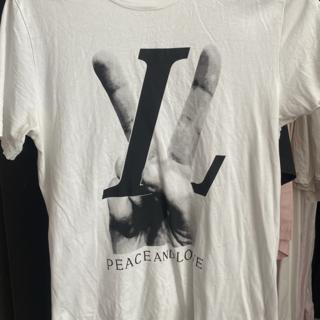 Louis Vuitton - Louis Vuitton Peace and Love T-shirt