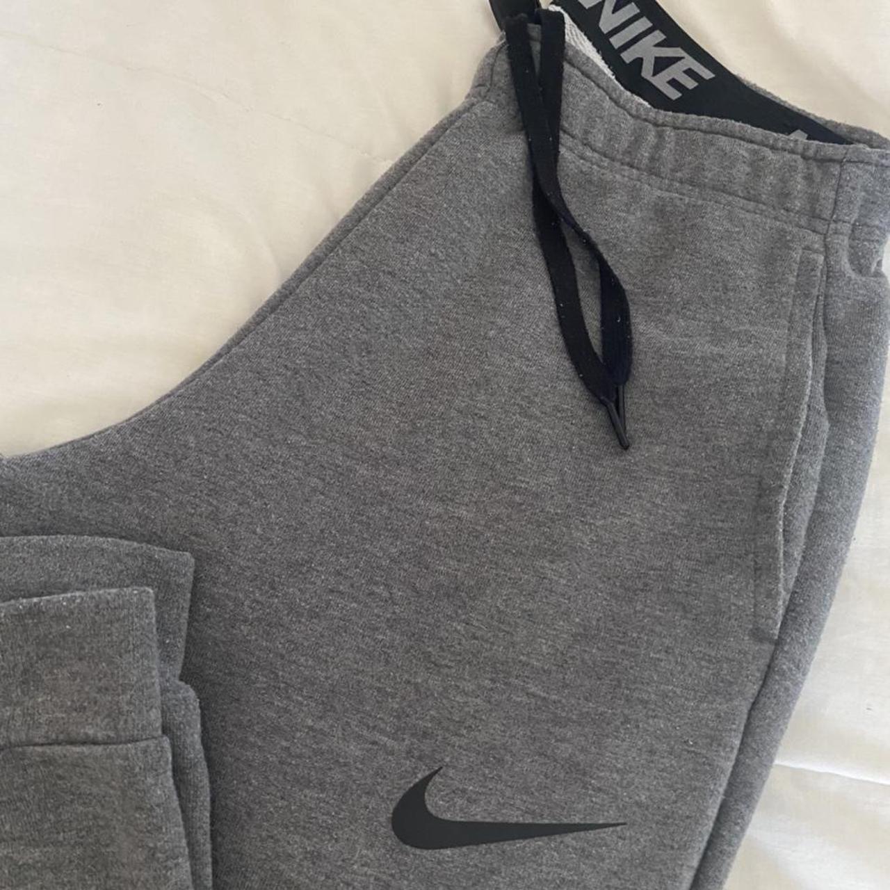 nike dri fit joggers with zipper