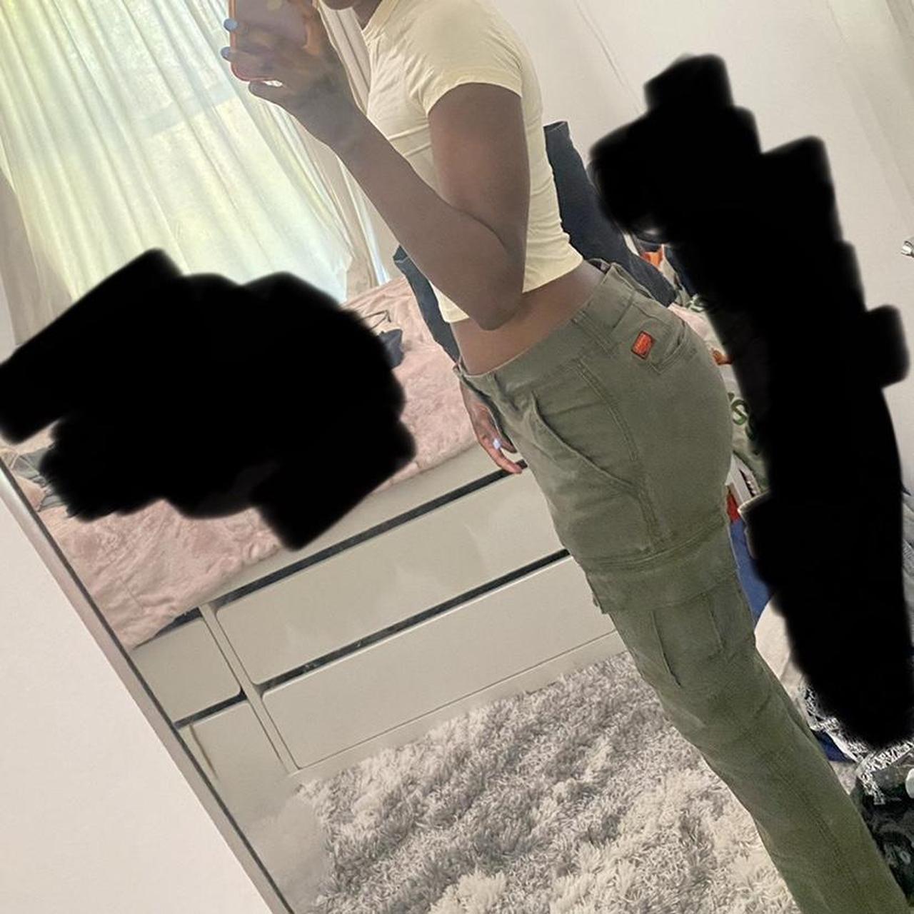 item listed by vickii_bby