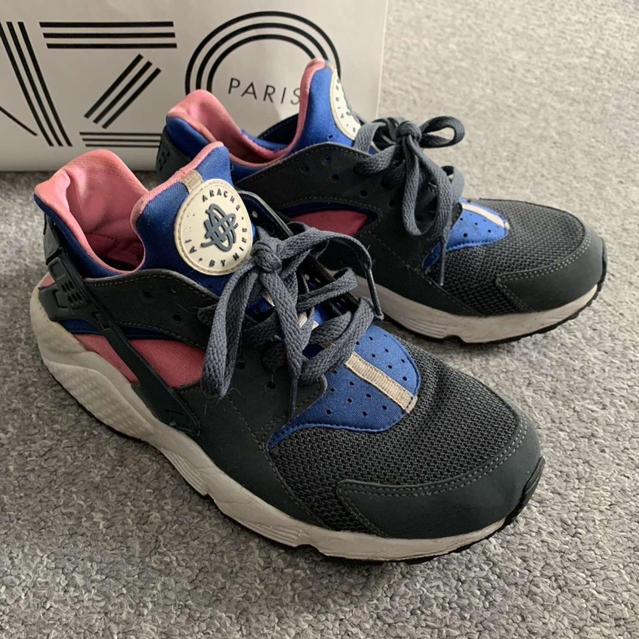 Nike huarache grey pink blue sale