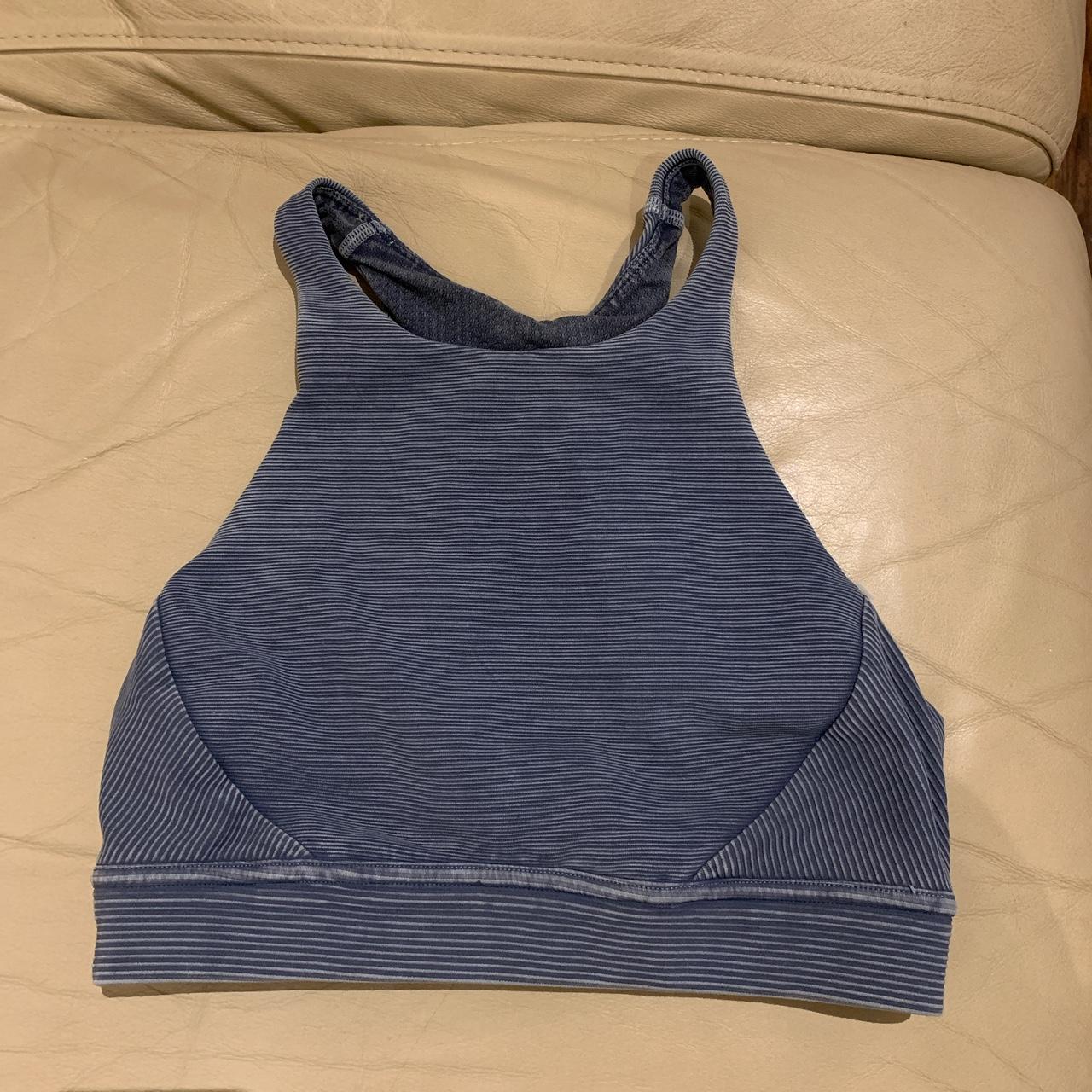 lululemon high neck sports bra - Depop