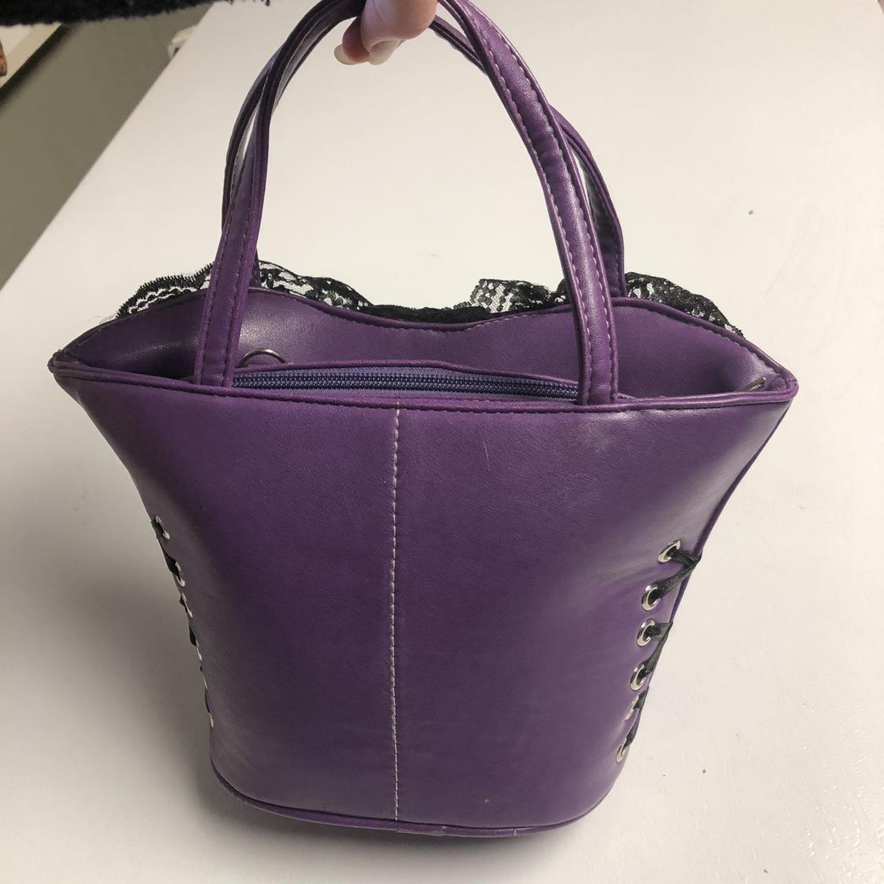 Hot Topic Women's Black and Purple Bag (2)