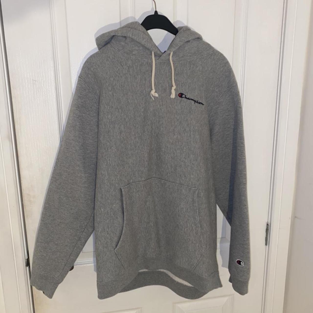 size medium champion hoodie