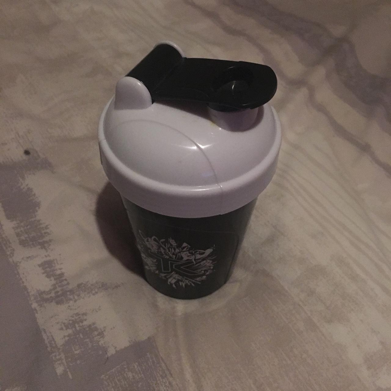 Set of 2 2019 Twitchcon Gfuel shaker cups Pretty - Depop