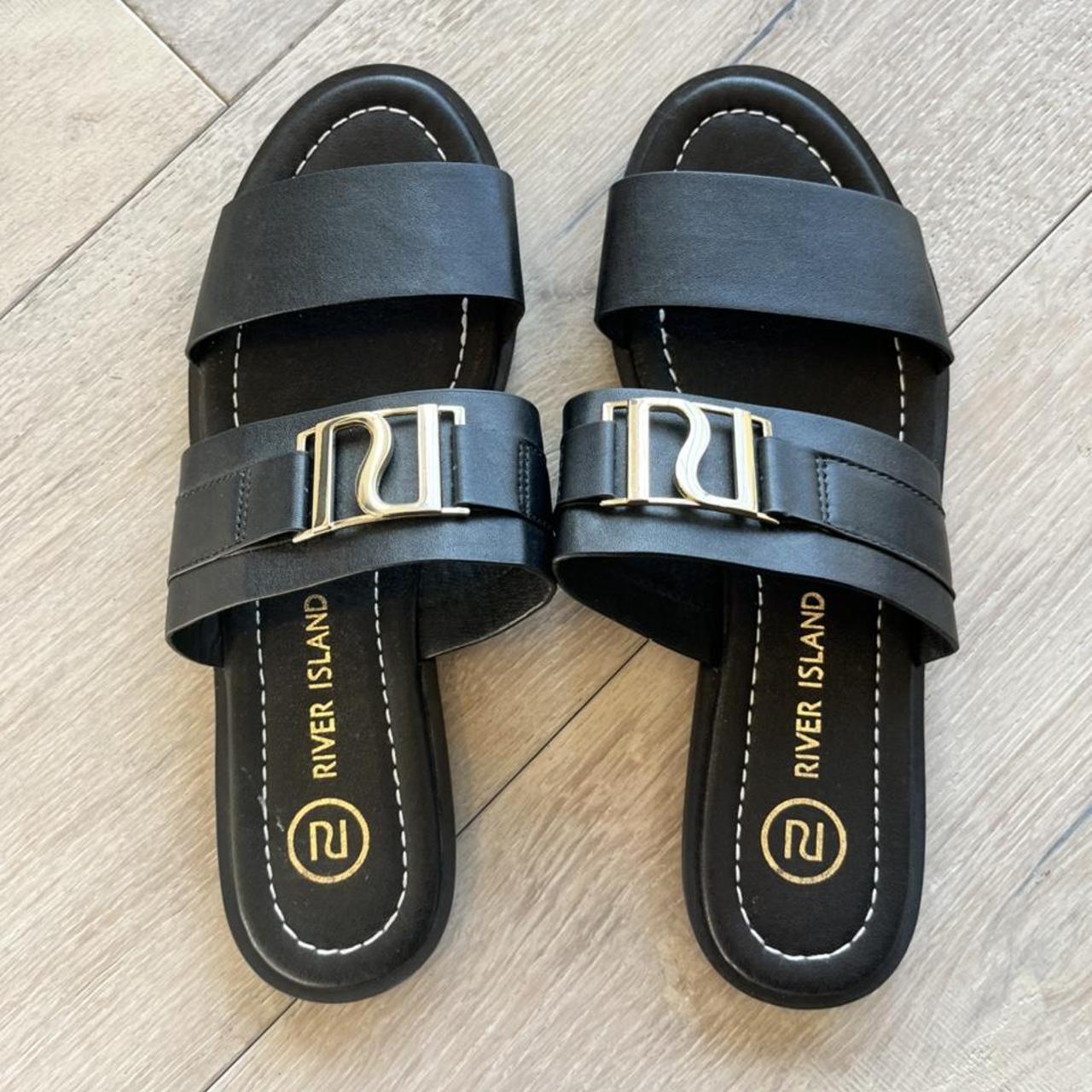 River Island Women's Black and Gold Sandals (2)