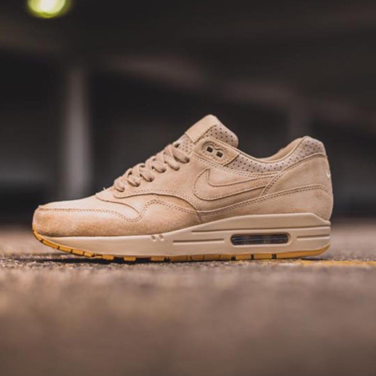 nike air max 1 tan suede