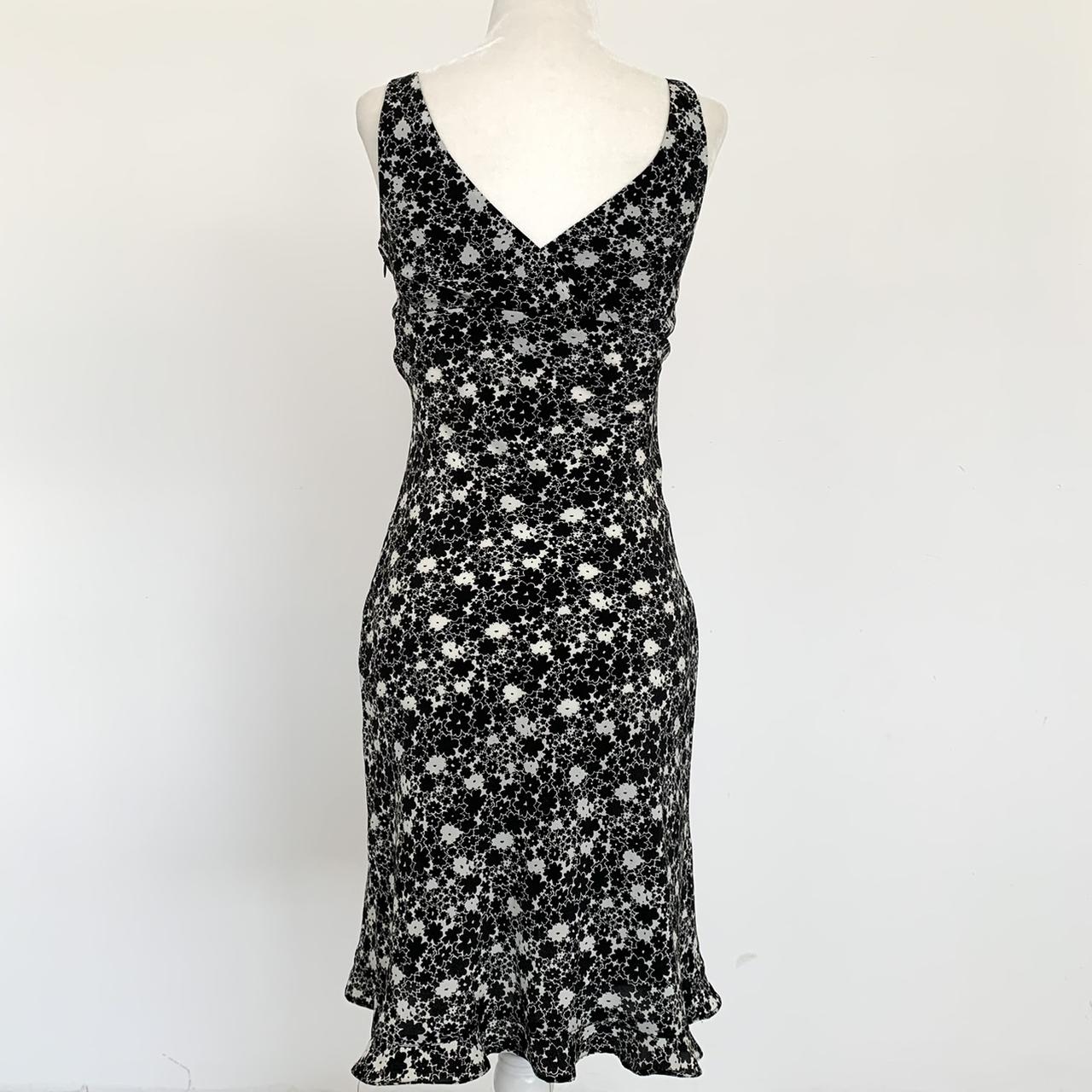 GORGEOUS black and white vintage Express World Brand... - Depop