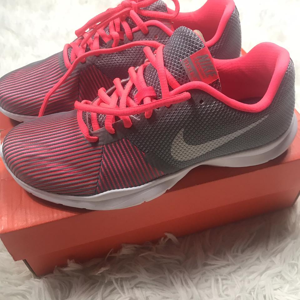 NWT Women Nike Flex Bijoux Size 6 5 Brand new with Depop