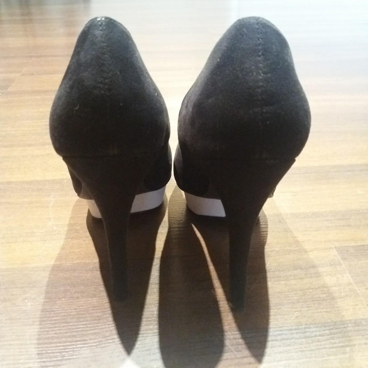 New Look x Kelly Brook limited edition heel pumps... - Depop