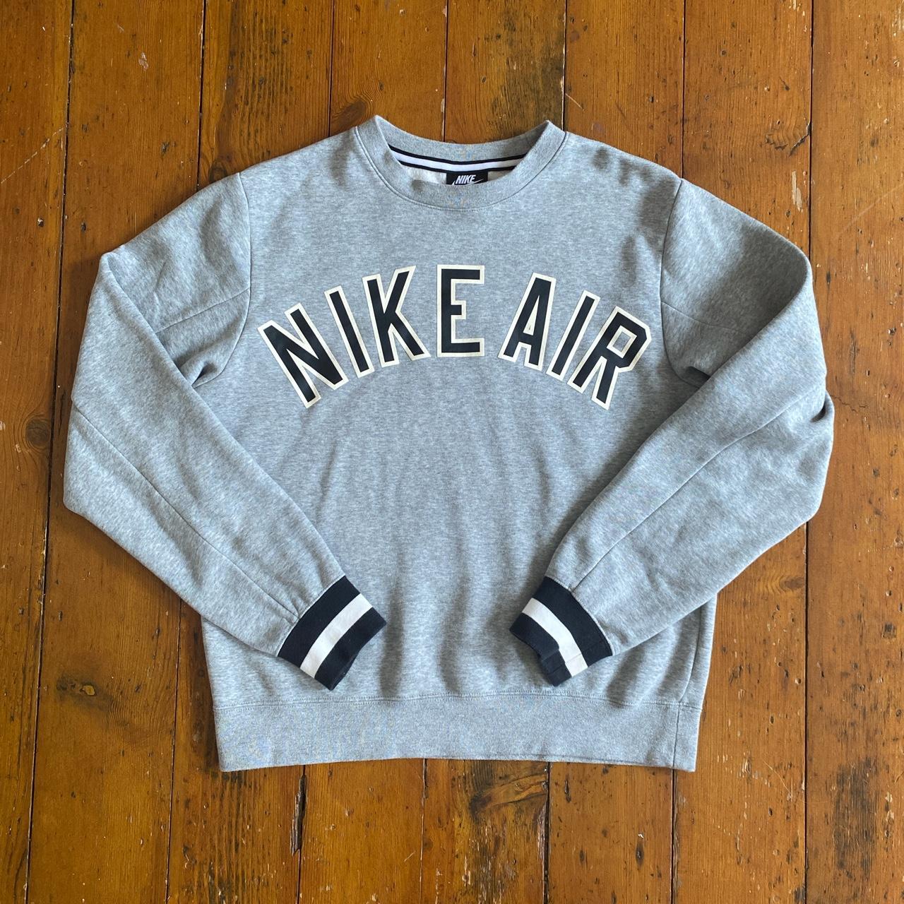 charcoal grey nike sweatshirt