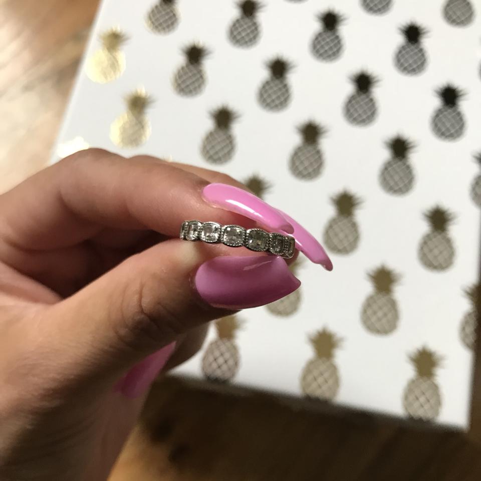 Alluring cushion ring pandora sales