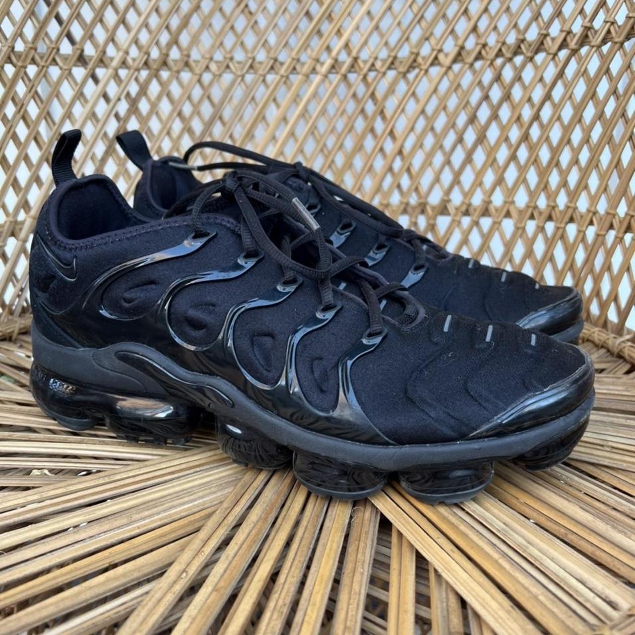 used vapor max