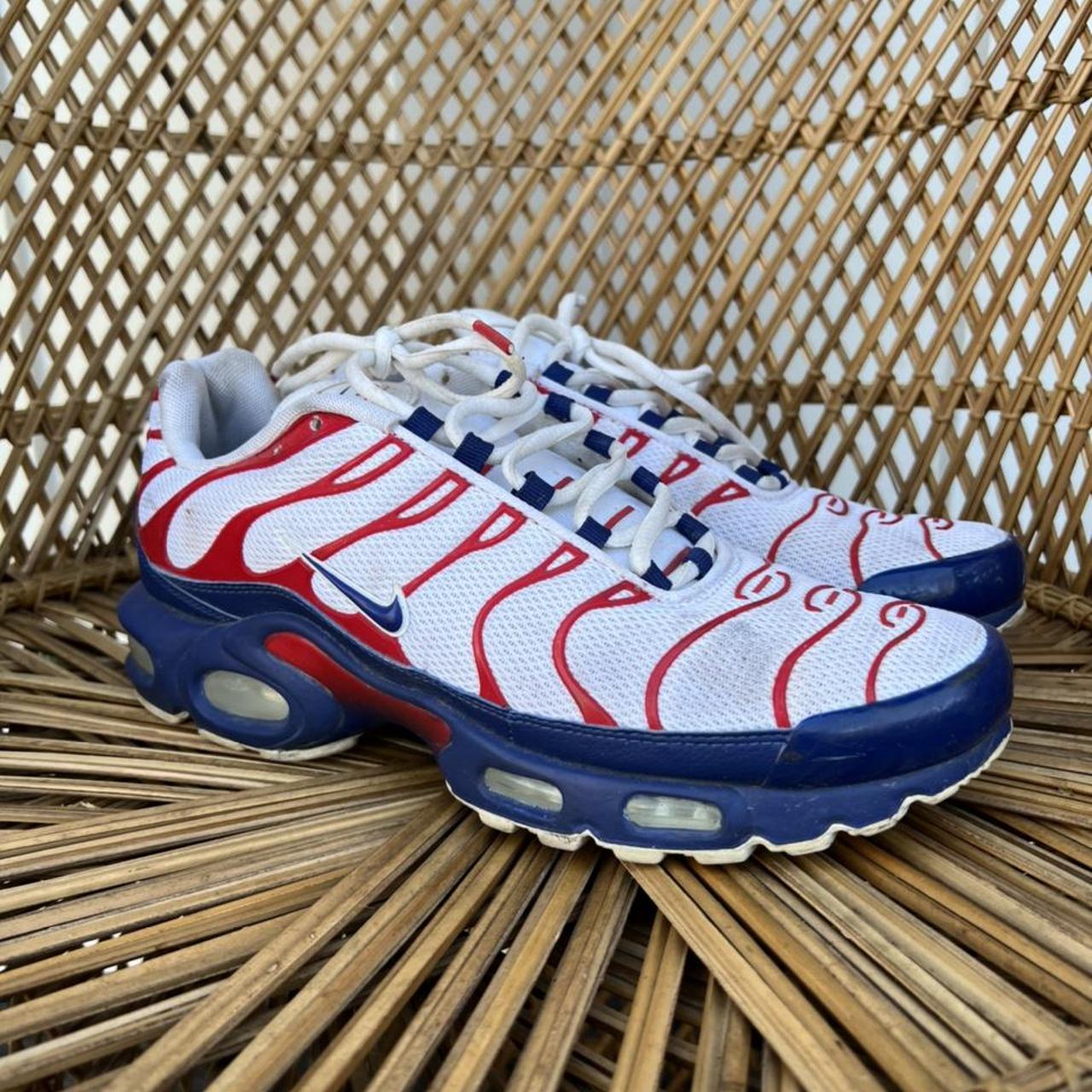 nike air max plus usa white red