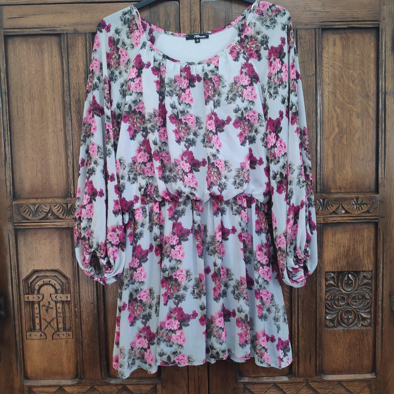 Super pretty Jane Norman floral chiffon dress ️... - Depop