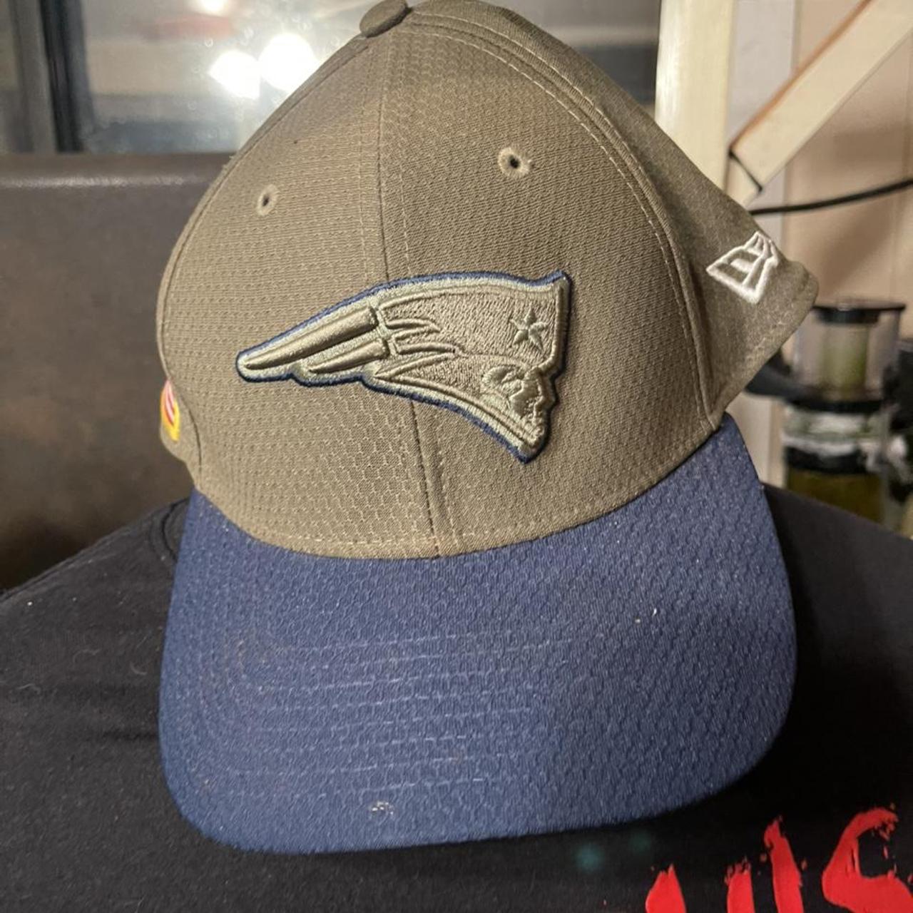 PreOwned New England Patriots Salute-To-Service Flex - Depop