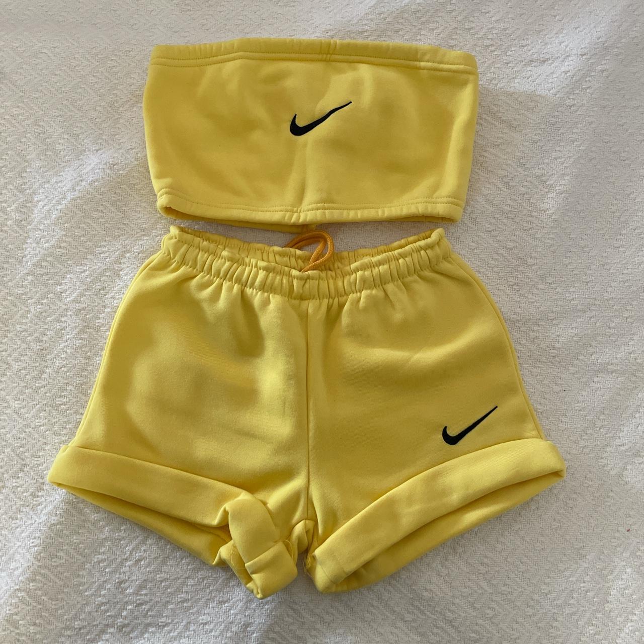 nike women's two piece short set