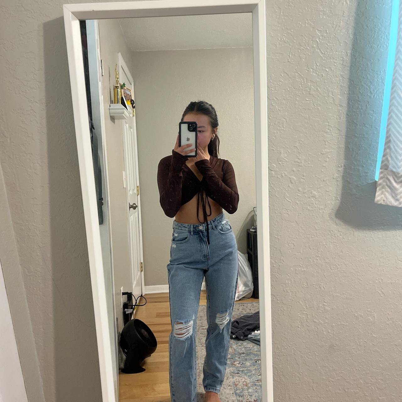 NWT MISSGUIDED MOM JEANS SIZE: 0s but fits like a... - Depop