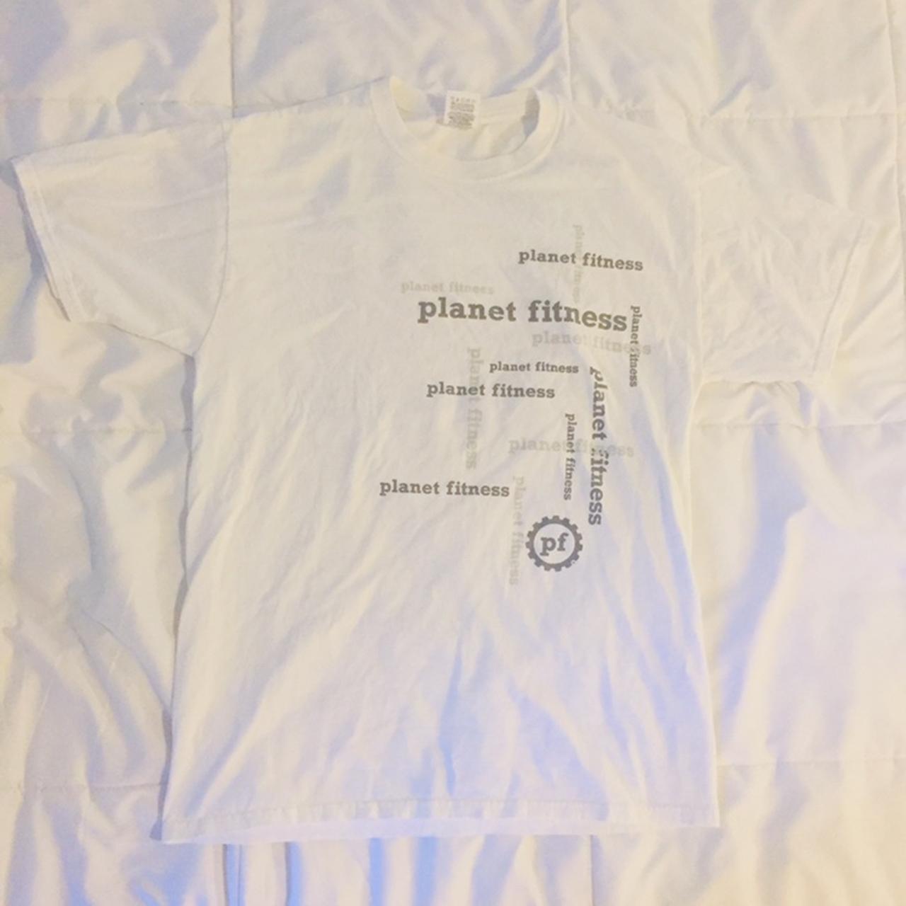 Planet Fitness Members T-Shirt Medium White Pit to - Depop