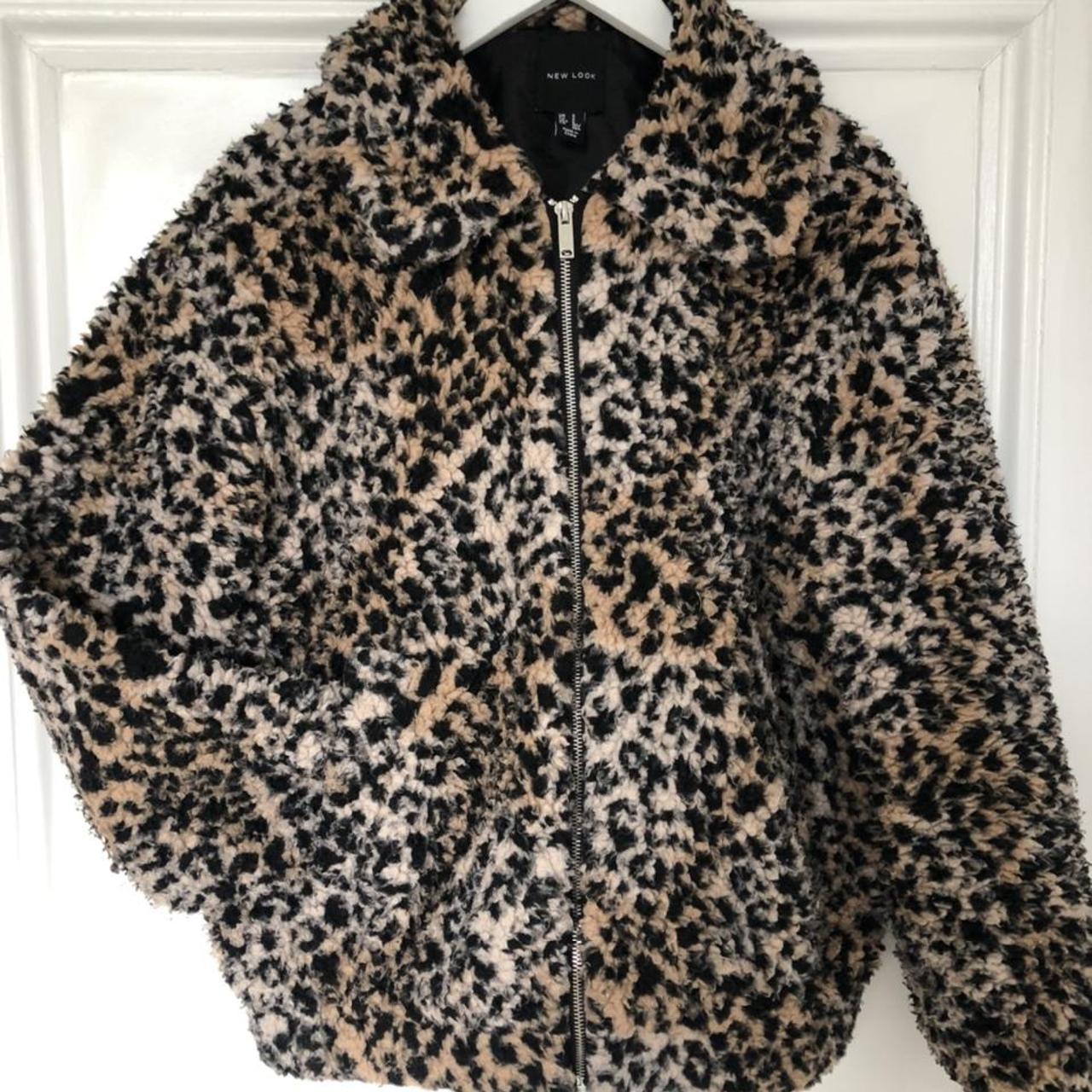 Cheetah print faux fur zip bomber jacket with... - Depop