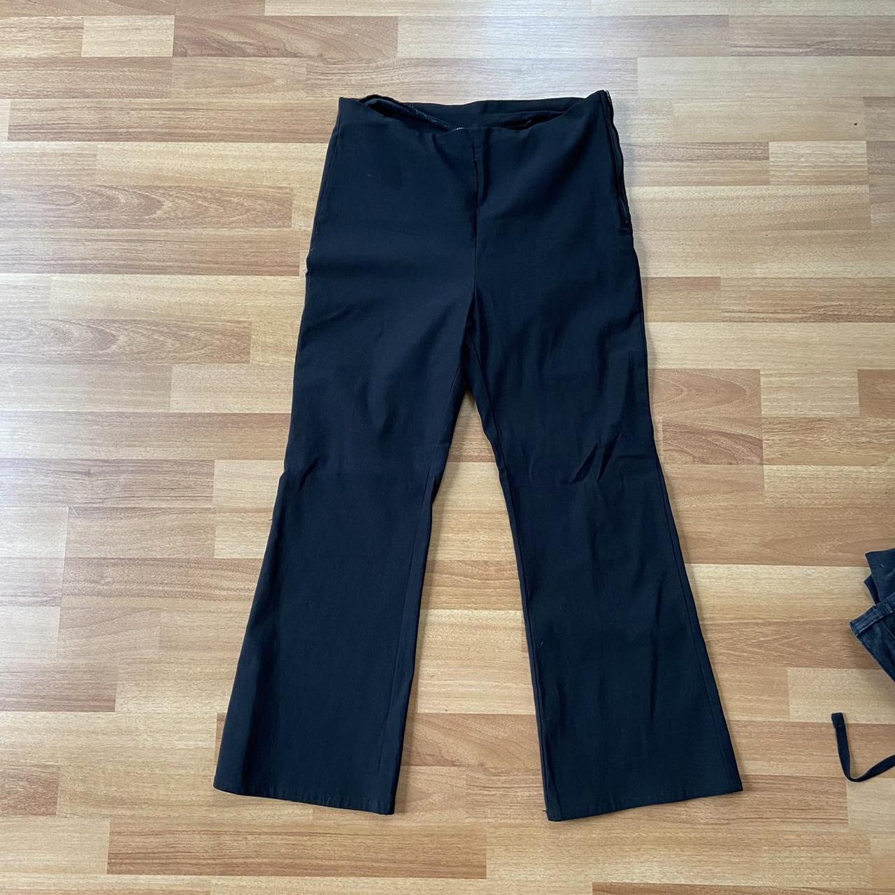 Cute H&M zip black pants, they stretch and are very... - Depop