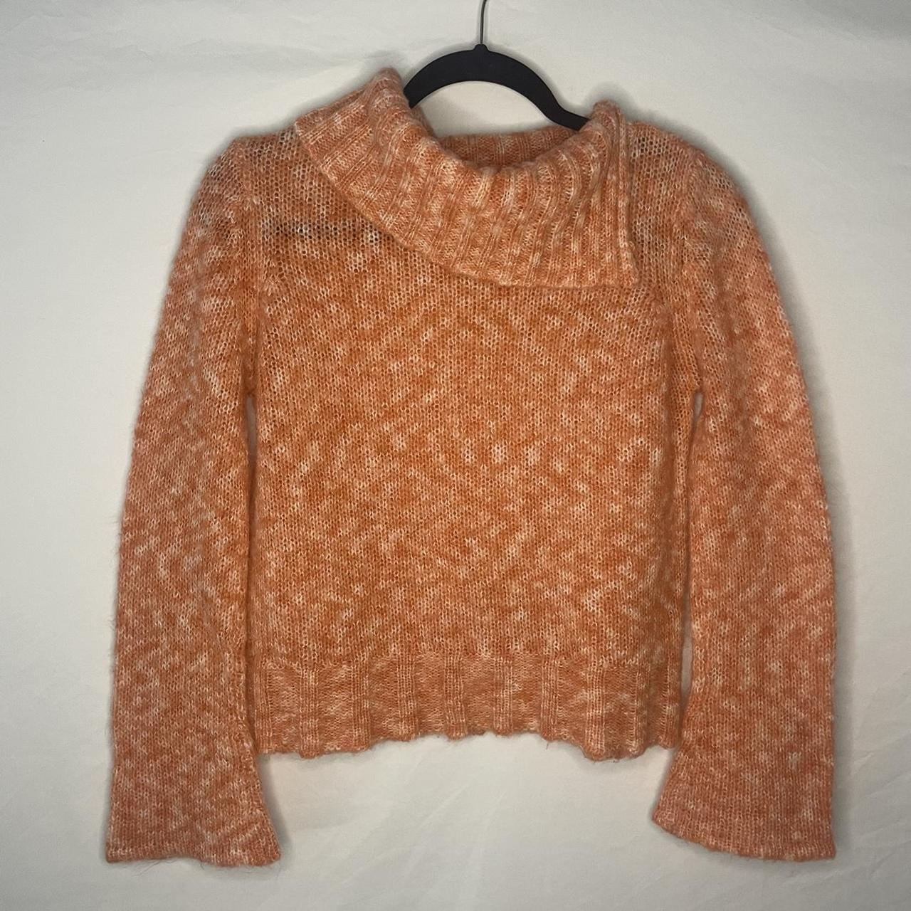 Vintage knit sweater by Gloria Vanderbilt, orange,... - Depop