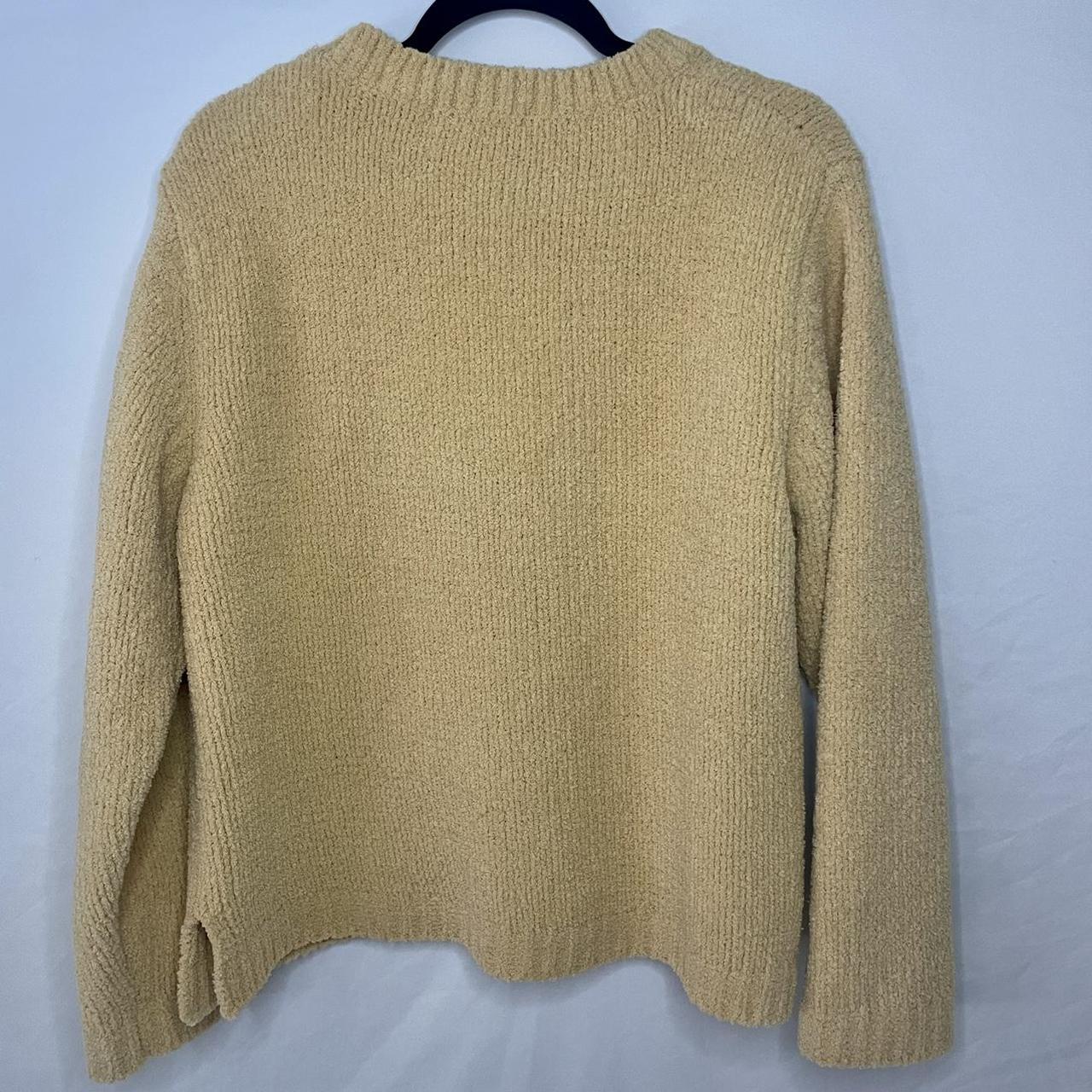 Yellow Sweater Graphic On Front Of Golf Course Depop 8781