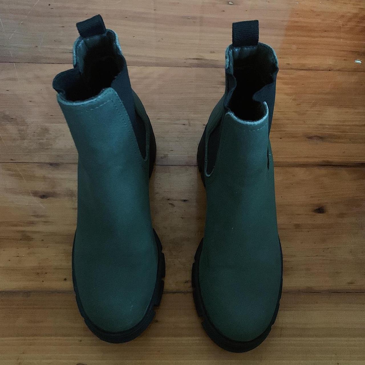 Dark green platform Combat boots Good condition... - Depop
