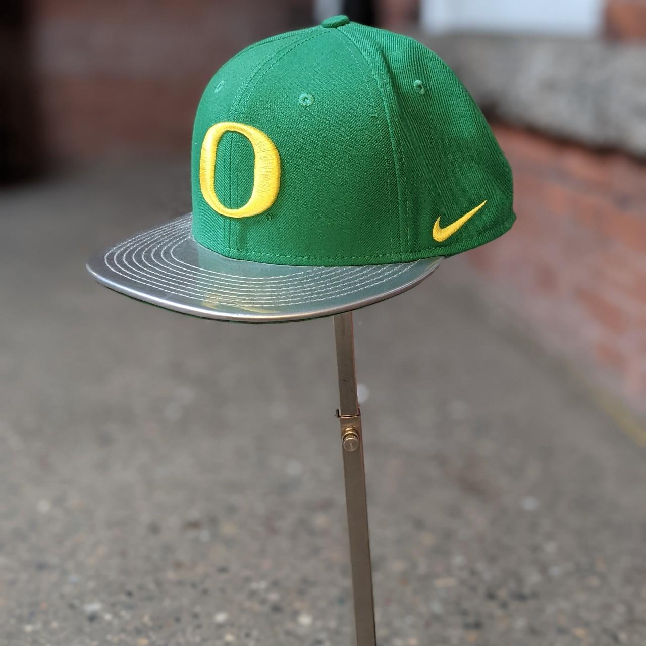 Nike Oregon Ducks baseball cap Adjustable 9/10 | Depop
