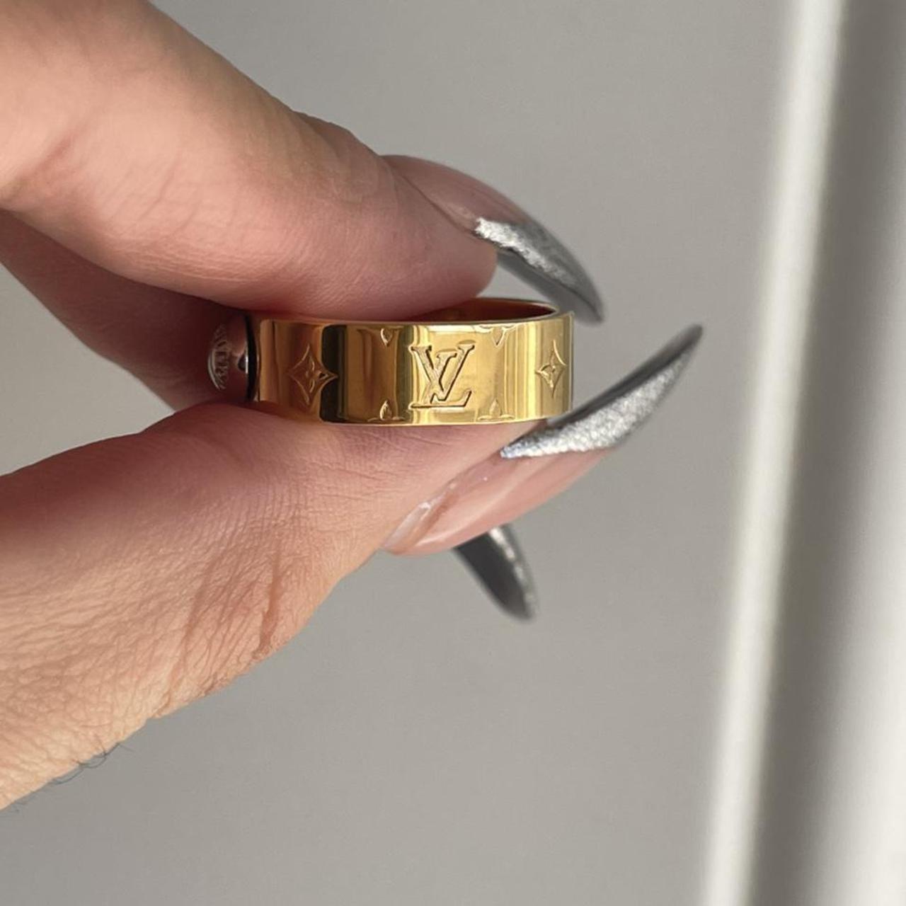 Louis Vuitton - Authenticated Nanogram Ring - Metal Gold for Women, Very Good Condition