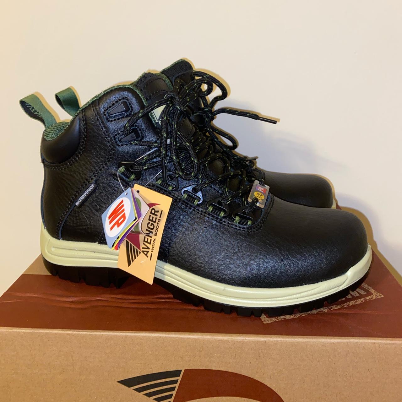 CAT Men's Black and Green Boots Depop