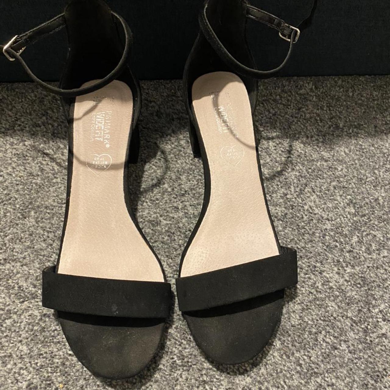 Primark Women's Black Sandals Depop