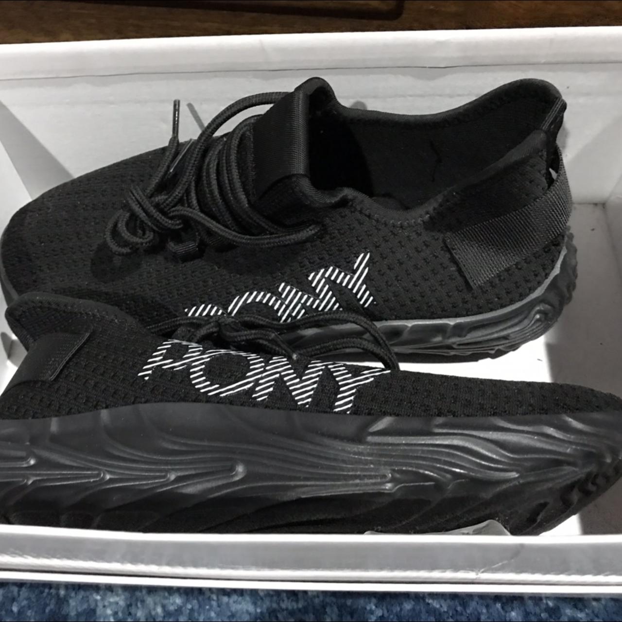 Pony Men's Black and White Trainers (2)