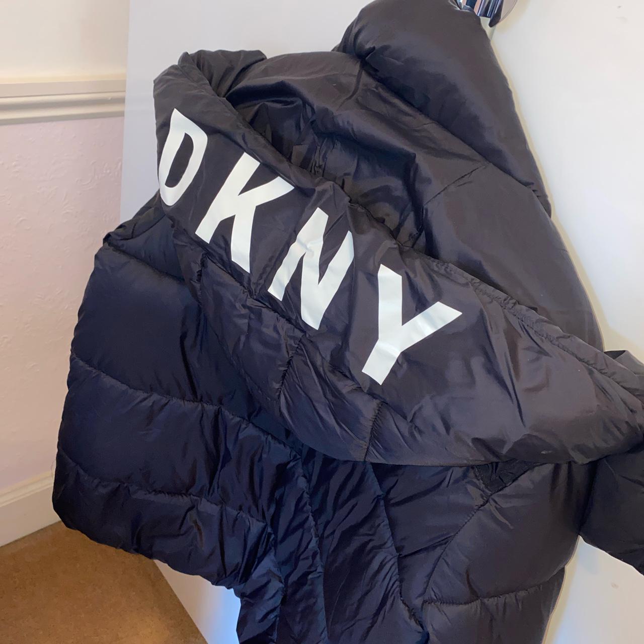 Dkny black puffer jacket deals