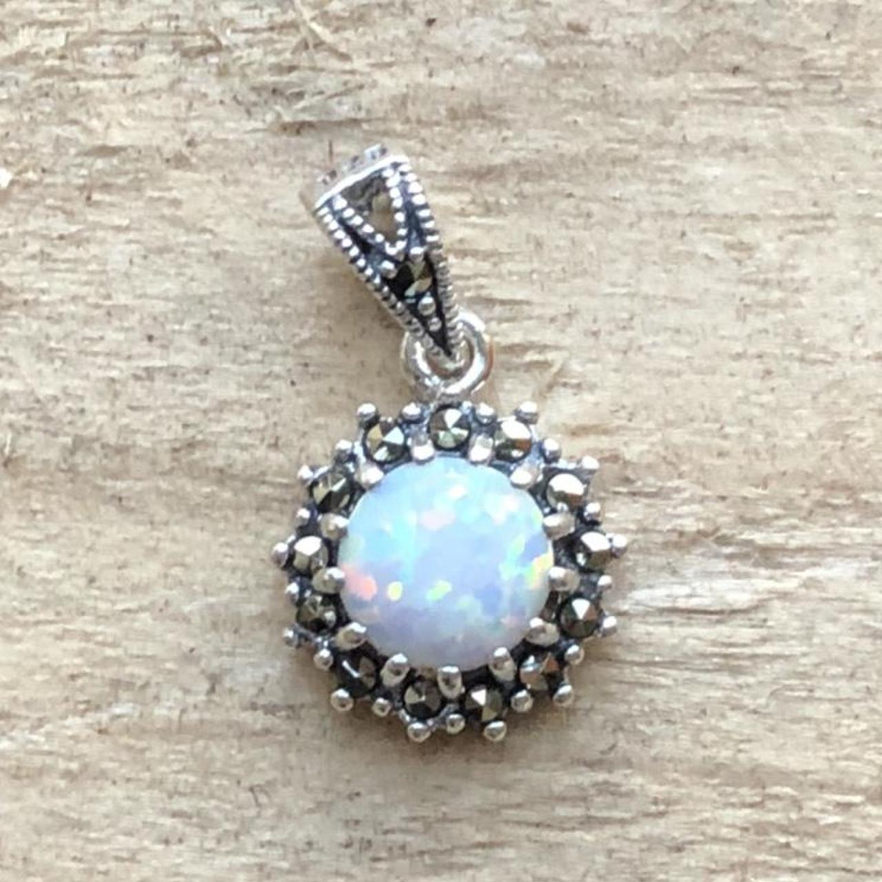 Product Image 4 - Beautiful opal sterling silver pendant