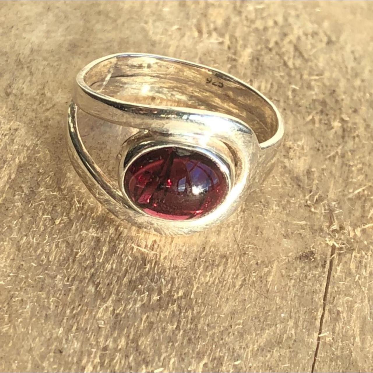 Product Image 2 - Beautiful sterling silver ring 

Deep